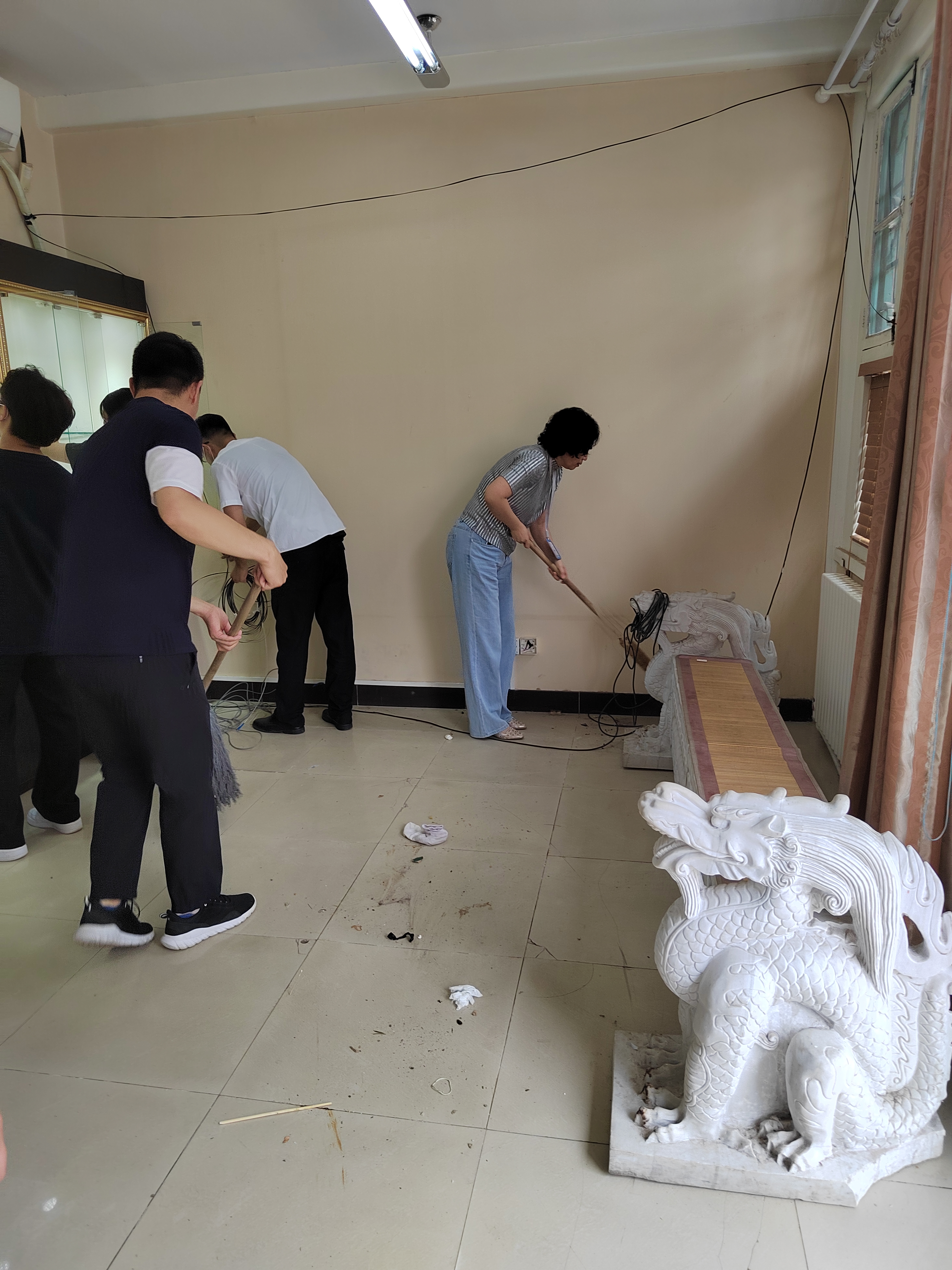 圖3：清理衛(wèi)生.jpg