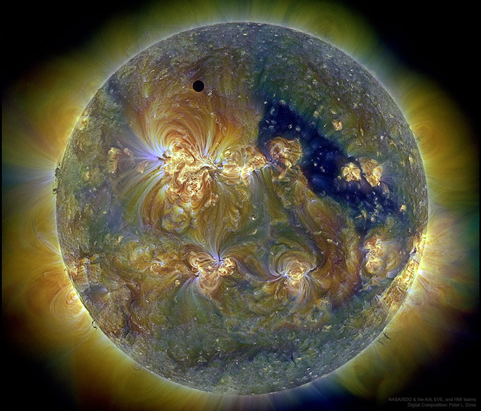 待譯-APOD20220306-SunVenusUv3_SdoDove_960.jpg