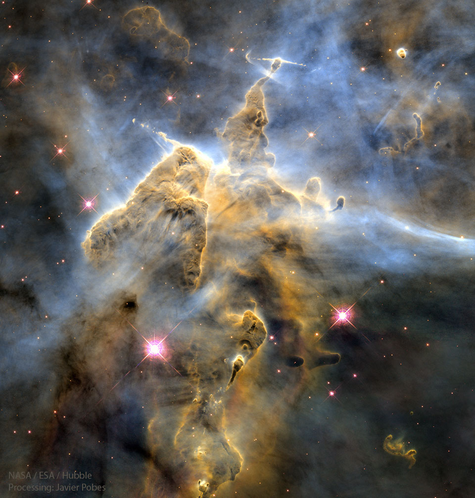 待譯-APOD20220801-MysticCarina_HubbleSerrano_960.jpg