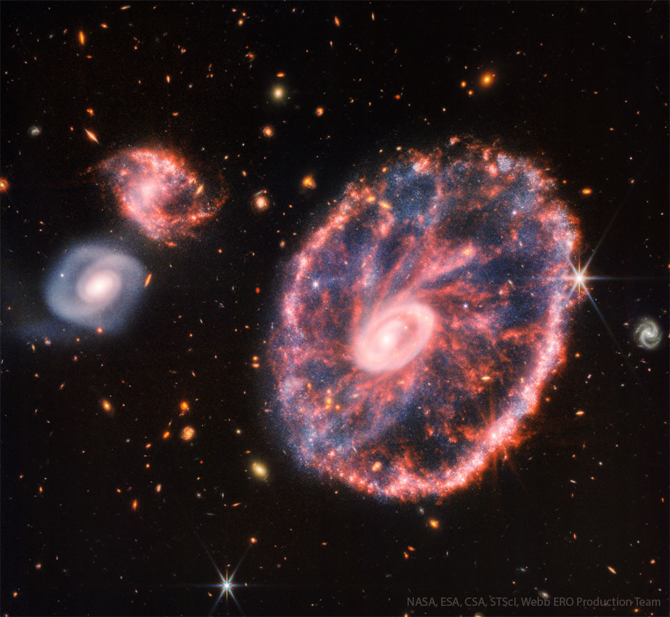 待譯-APOD20220824-Cartwheel_Webb_960.jpg