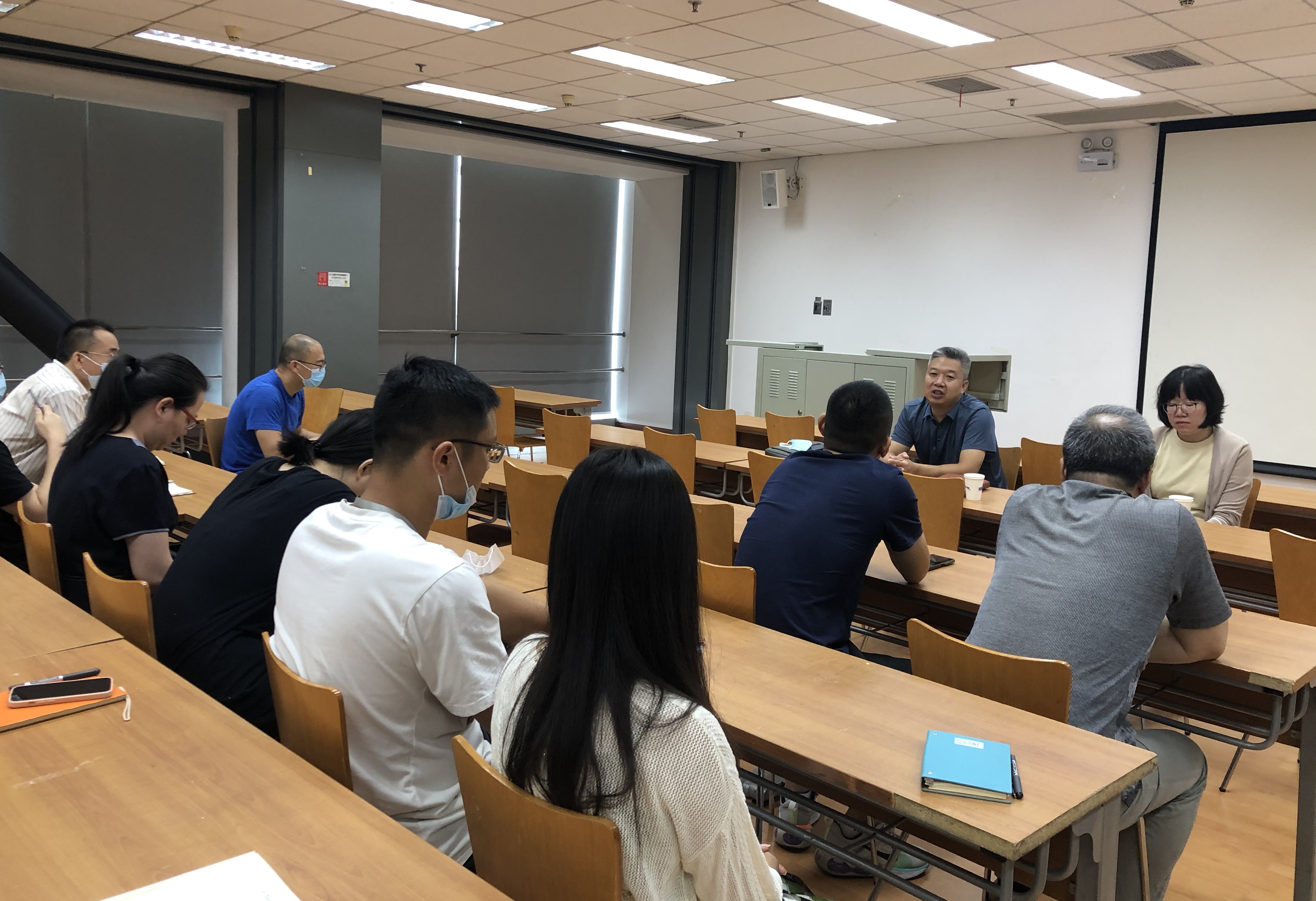 績效改革員工集體訪談.jpg