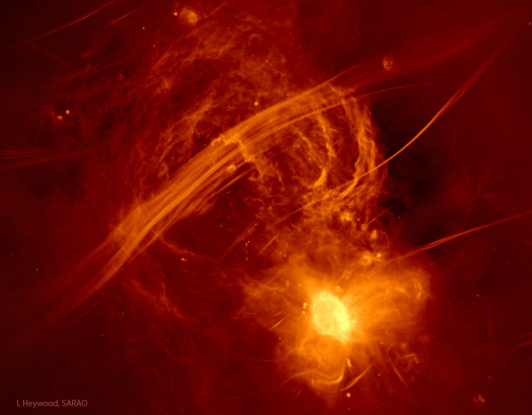 待審核-APOD20230403-銀心射電弧.jpg