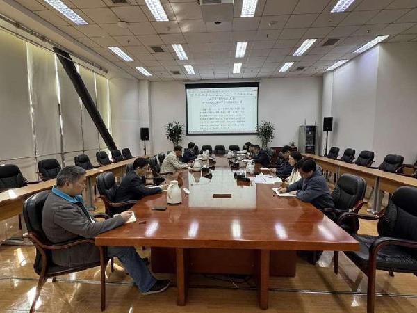北京天文館黨委專題研究部署開展深入貫徹中央八項(xiàng)規(guī)定精神學(xué)習(xí)教育工作