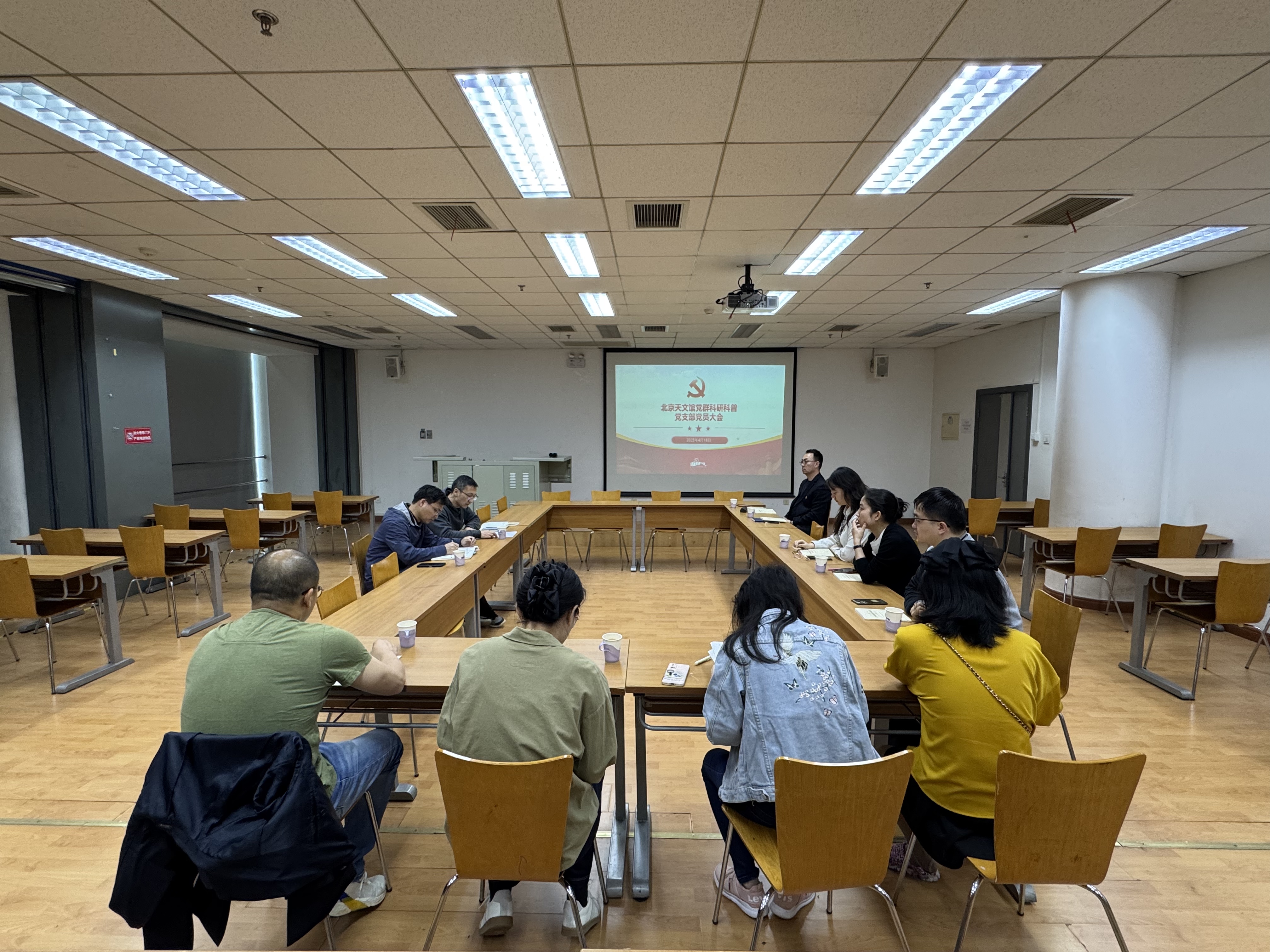 學習現(xiàn)場.jpg